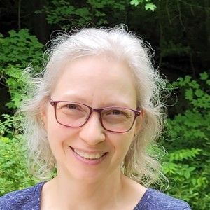 Meet your Posher, Dana